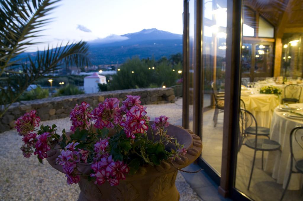 Serra San Biagio Villa Calatabiano Buitenkant foto