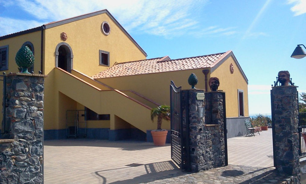 Serra San Biagio Villa Calatabiano Buitenkant foto